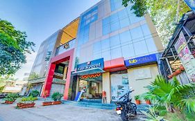 Fabhotel Regent Inn - Nr Skywalk Bridge